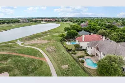 7402 Round Hill Road, McKinney, TX 75072 - Photo 32