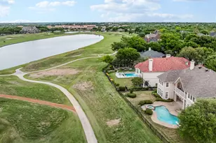 7402 Round Hill Rd, McKinney, TX 75072 - Photo 32