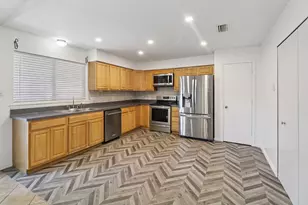 1910 Steamboat Springs Dr, Garland, TX 75044 - Photo 4