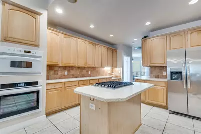 6623 Sapphire Circle S, Colleyville, TX 76034 - Photo 12