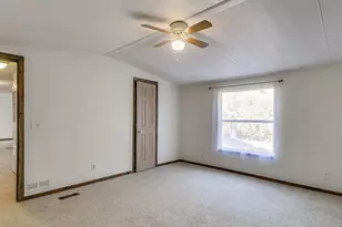 1802 Whispering Oaks St, Burleson, TX 76028 - Photo 16