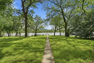 5106 Gibson Ct, Granbury, TX 76049 - Photo 4