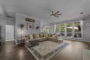 2514 Mustang Dr, Arlington, TX 76001 - Photo 6