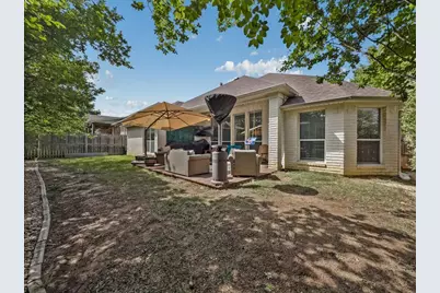 2514 Mustang Drive, Arlington, TX 76001 - Photo 2