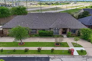 3808 Innisbrook Dr S, Irving, TX 75038 - Photo 2