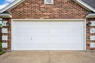 325 Village Pkwy, Crowley, TX 76036 - Photo 38