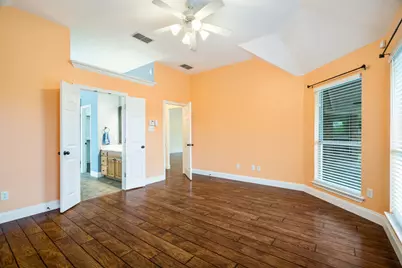 325 Village Parkway, Crowley, TX 76036 - Photo 12