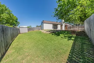 4052 La Costa Ct, Irving, TX 75038 - Photo 32