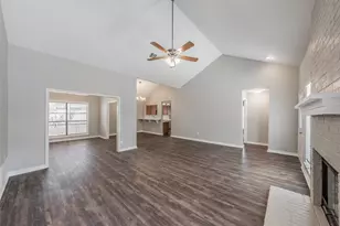 4052 La Costa Ct, Irving, TX 75038 - Photo 8