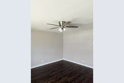 336 Dian Street, Burleson, TX 76028 - Photo 4