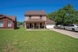 6437 Henco Dr, Fort Worth, TX 76119 - Photo 1