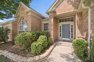 10204 Napa Valley Dr, Frisco, TX 75035 - Photo 2