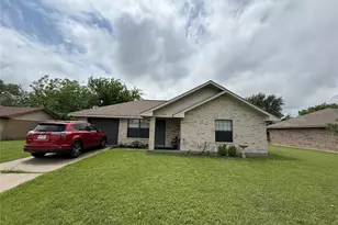 1004 Clover St, Bellmead, TX 76705 - Photo 24