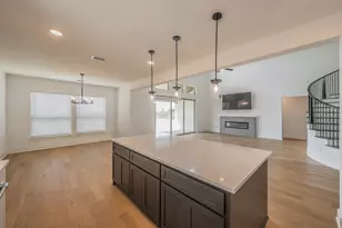 371 Cheyenne Mountain Dr, Ovilla, TX 75154 - Photo 4