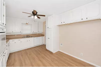 5513 Scott Drive, North Richland Hills, TX 76180 - Photo 10