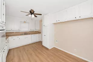 5513 Scott Dr, North Richland Hills, TX 76180 - Photo 10