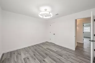 8409 Glenann Dr, North Richland Hills, TX 76182 - Photo 18