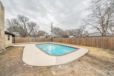 8409 Glenann Drive, North Richland Hills, TX 76182 - Photo 38