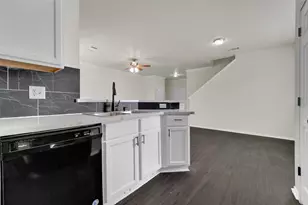 338 Castleridge Dr, Little Elm, TX 75068 - Photo 8