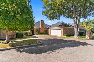 16022 Chalfont Cir, Dallas, TX 75248 - Photo 2
