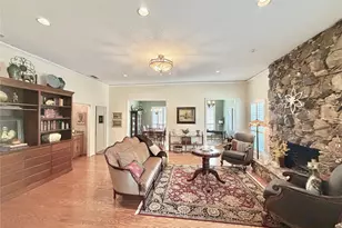 16022 Chalfont Cir, Dallas, TX 75248 - Photo 10