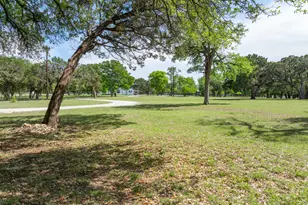 2731 Garrett Ln, China Spring, TX 76633 - Photo 12