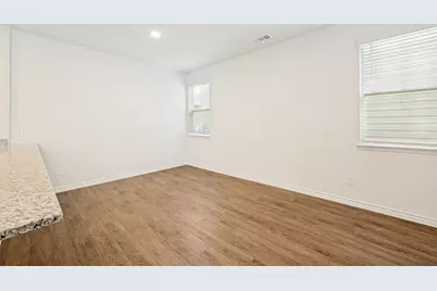 5569 Willamette Drive, Fort Worth, TX 76119 - Photo 14