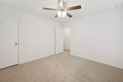 5569 Willamette Drive, Fort Worth, TX 76119 - Photo 24