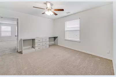 5569 Willamette Drive, Fort Worth, TX 76119 - Photo 18