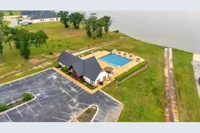 1579 Shoreline Drive, Mabank, TX 75147 - Photo 10