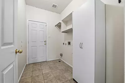 2821 Hilcroft Avenue, Denton, TX 76210 - Photo 30