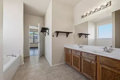 2821 Hilcroft Avenue, Denton, TX 76210 - Photo 26