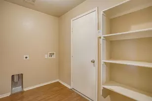 1108 Cottonwood Dr, Crowley, TX 76036 - Photo 6