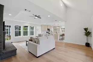 1126 Stonewall St, Garland, TX 75043 - Photo 10