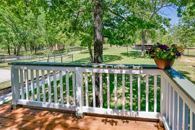 100 Shawnee Trail Road, Whitesboro, TX 76273 - Photo 4