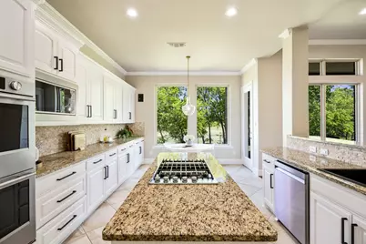 1888 Prairie Creek Trail, Frisco, TX 75033 - Photo 14