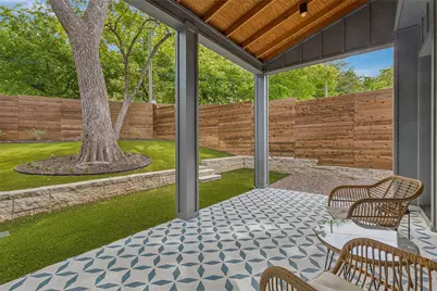 1228 Haines Avenue, Dallas, TX 75208 - Photo 6