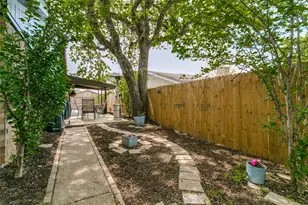 6917 Smithfield Rd, North Richland Hills, TX 76182 - Photo 24