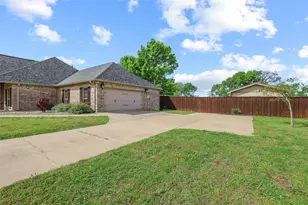 408 Seasons W, Sherman, TX 75092 - Photo 40