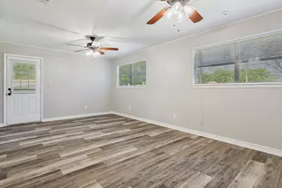 201 Wofford Way, Saginaw, TX 76179 - Photo 8