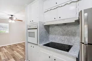 201 Wofford Way, Saginaw, TX 76179 - Photo 14