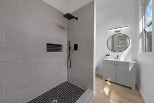 3608 Metropolitan Ave, Dallas, TX 75210 - Photo 22