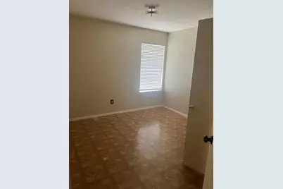6002 Rising Meadow Drive, Arlington, TX 76018 - Photo 12