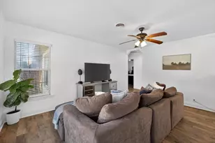 6828 Greenlee St, Fort Worth, TX 76112 - Photo 6