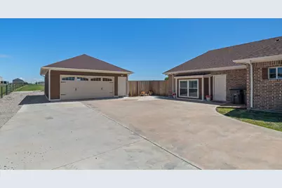 592 Old Agnes Road, Weatherford, TX 76088 - Photo 4