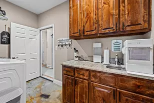 592 Old Agnes Rd, Weatherford, TX 76088 - Photo 16