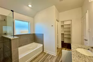 703 Moseley Ln, Greenville, TX 75402 - Photo 6