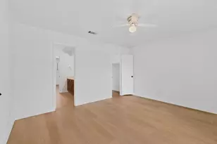 213 Gregory Dr, DeSoto, TX 75115 - Photo 20