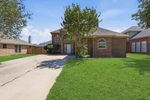 2011 Woven Trail, Lewisville, TX 75067 - Photo 2