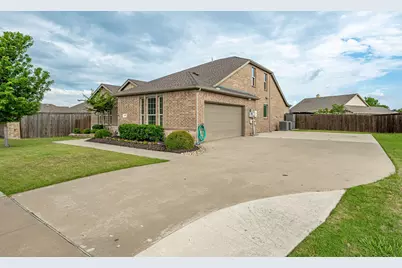 1081 W Sunset Boulevard, Celina, TX 75009 - Photo 4